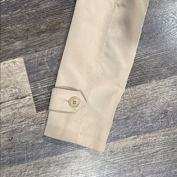 London Fog Light Tan Trench Coat - Picture 7 of 9